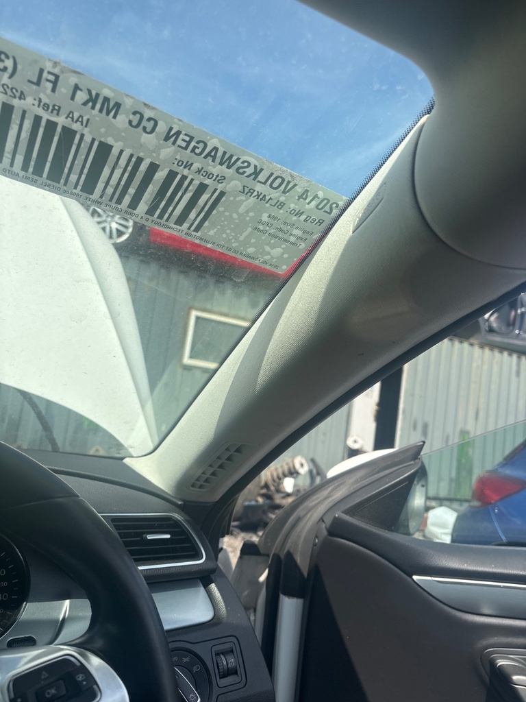 [EPE-121843] Pilar A VW Passat CC 2.0 TDI 2014