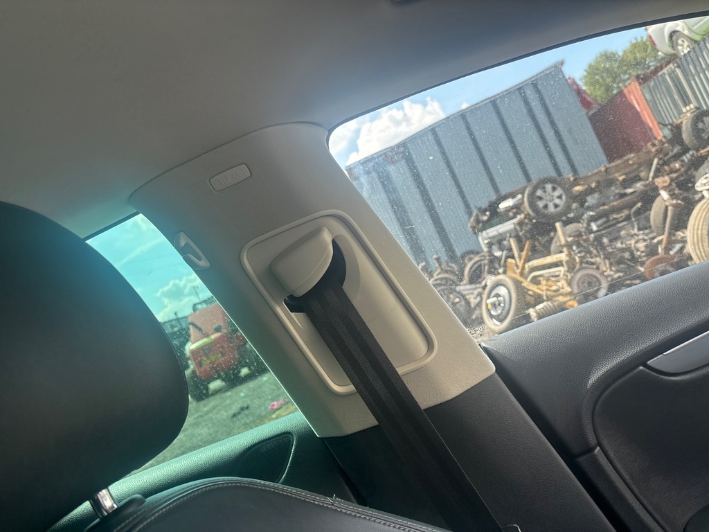 [EPE-121844] Embellecedor Pilar B VW Passat CC 2.0 TDI 2014