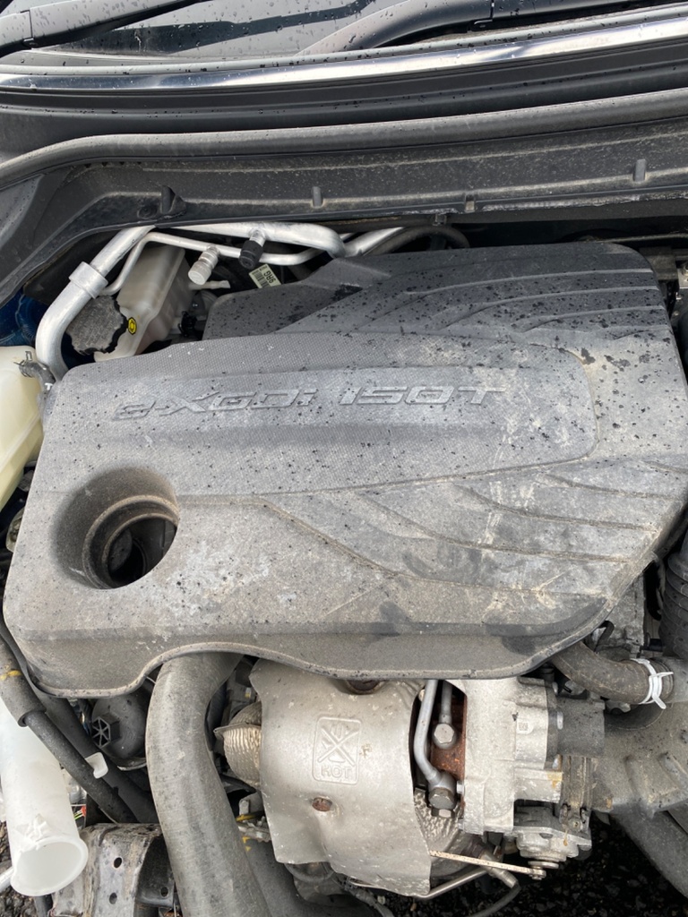 [EPE-103946] Tapa de balancines SsangYong Tivoli Ultimate 1.5 G15DTF 2021