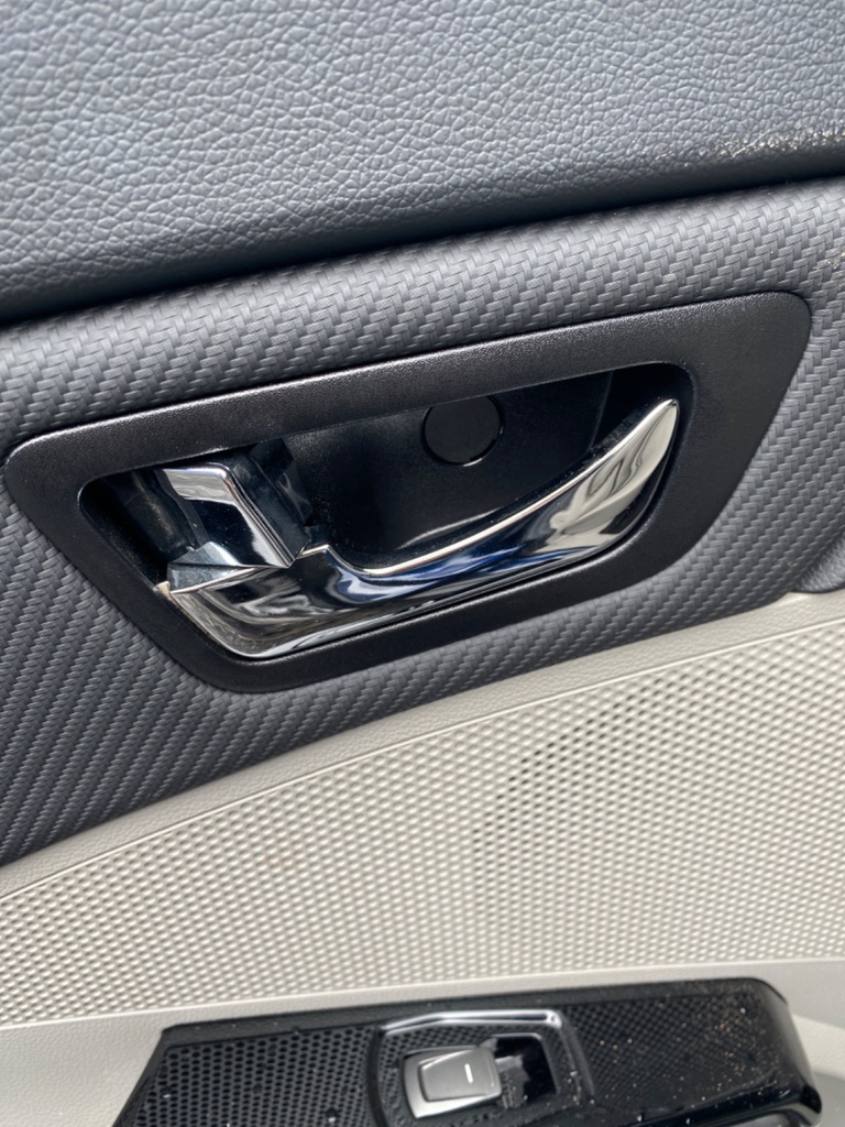 [EPE-104011] Tirador de puerta interior trasero izquierdo Ssangyoung Tivoli Ultimate 2021