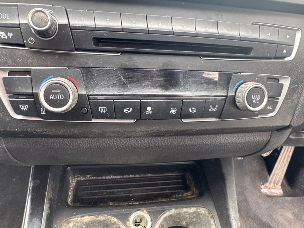 [EPE-103596] Conjunto de control calefacción BMW 1 Series Hatchback 2.0 diésel (2011-2015)