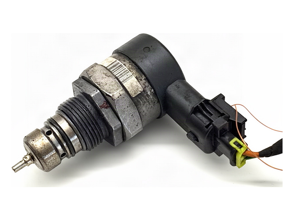 [STARK-941473] Sensor de presión de combustible KIA Sportage III (SL) 2.0 CRDi 4WD