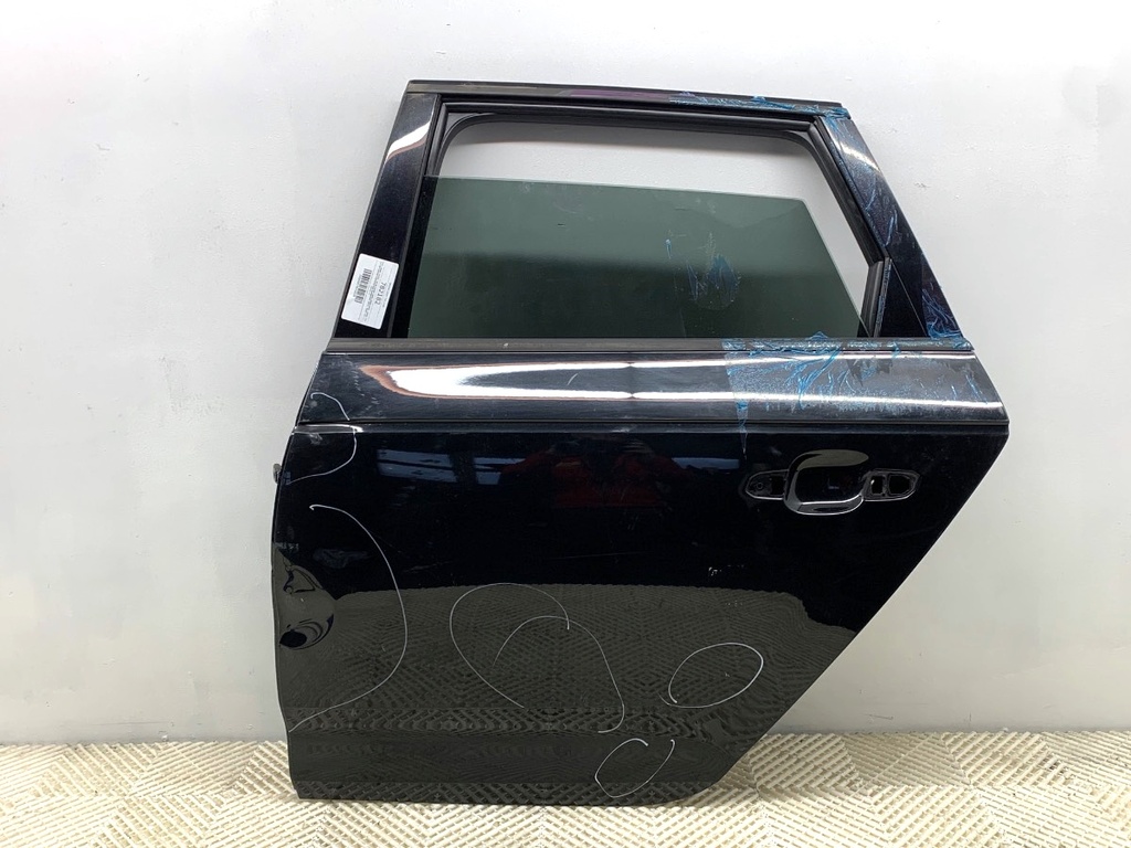 [STARK-782182] Puerta trasera izquierda Audi A4 B9 Avant (8W5, 8WD) 2015-2025