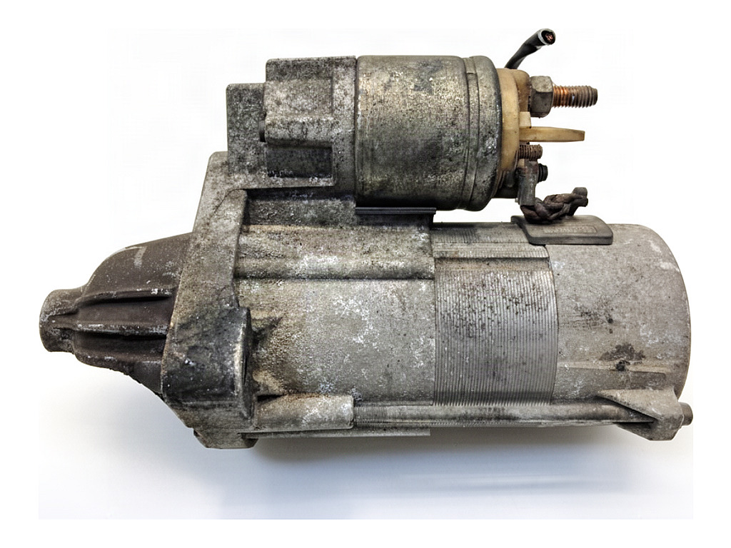 [STARK-944908] Motor de arranque BMW Serie 1 (E87) 1.20 d 120 kW (163 CV) Diésel 2004-2011 7787354