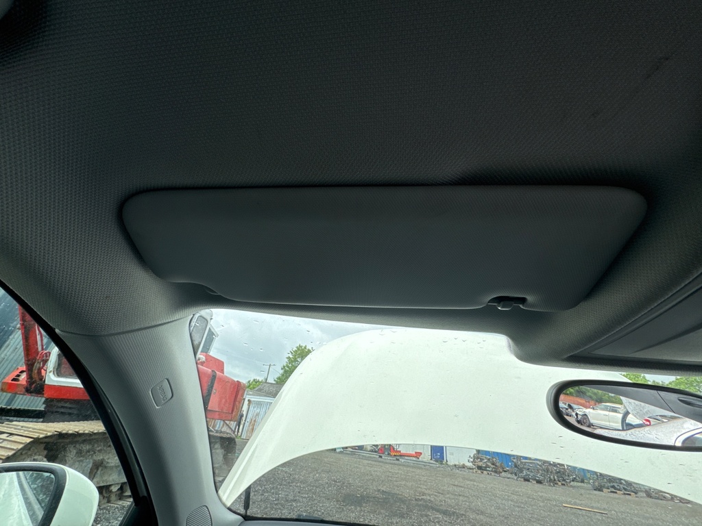 [EPE-103428] Parasol izquierdo Audi A1 8X1 8XK 1.6 TDI 2012 CAYC CAY
