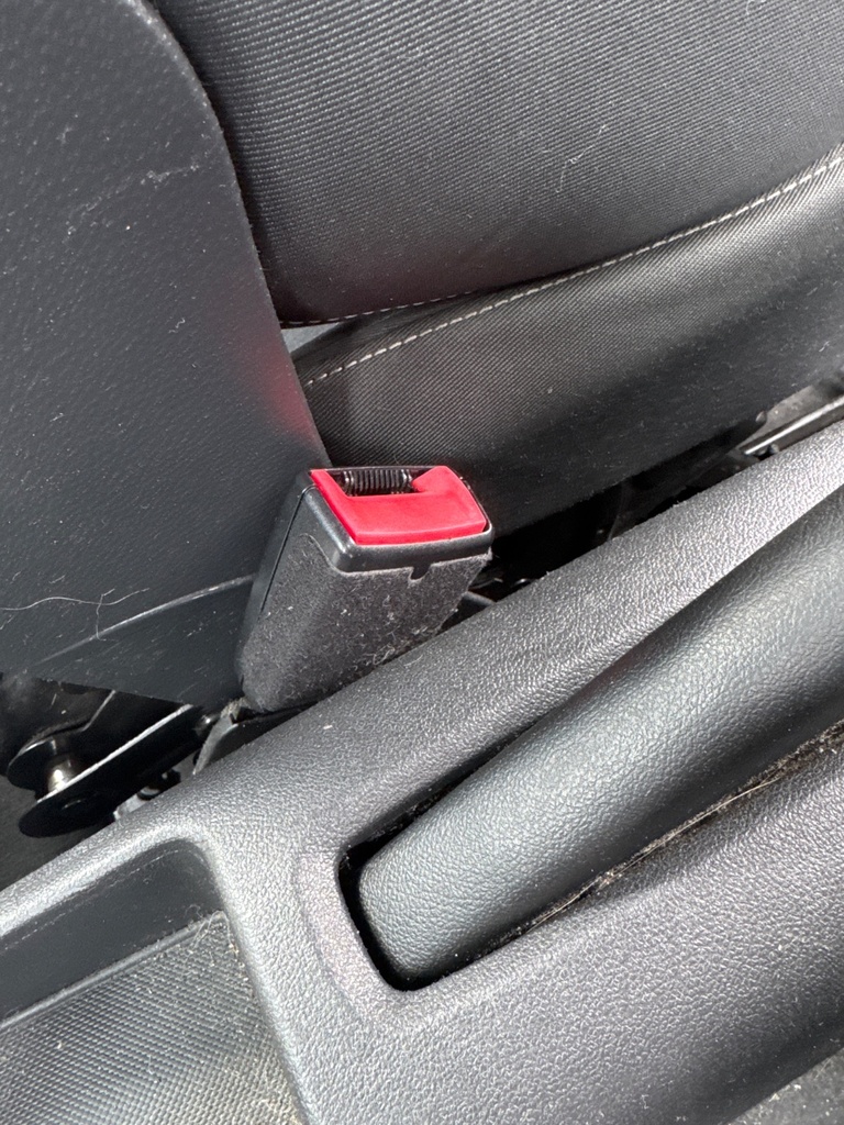 [EPE-103482] Cinturón de seguridad delantero izquierdo Audi A1 8X1 8XK 1.6 TDI 2012