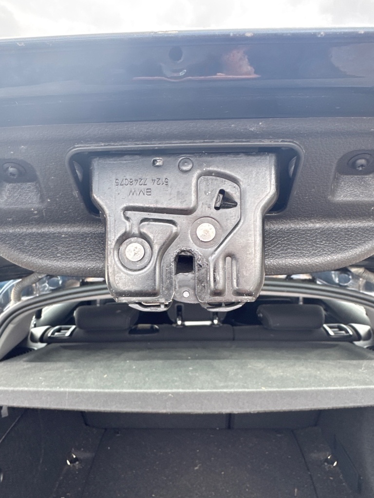 [EPE-103609] Mecanismo de cierre portón trasero BMW 1 Sports Hatch (2014) N47D20C