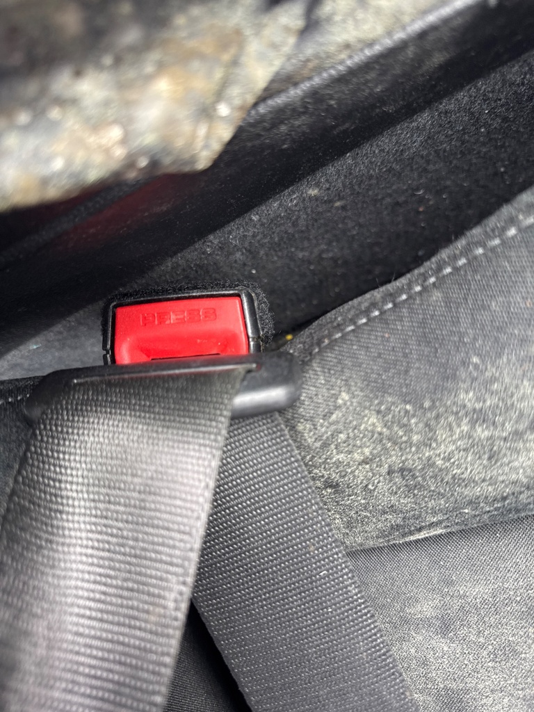 [EPE-103602] Interruptor de cinturón de seguridad delantero derecho para BMW Serie 1 Sports Hatch 2.0 2014