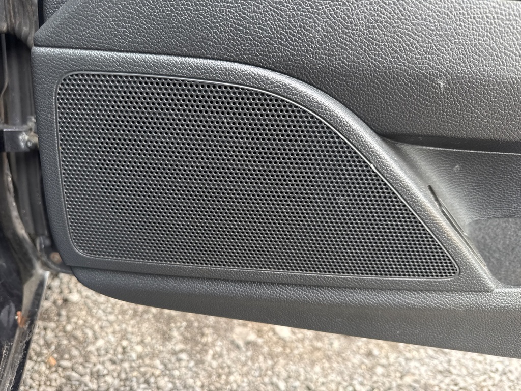 [EPE-103717] Revestimiento altavoz puerta delantera derecha VW Scirocco III 2009