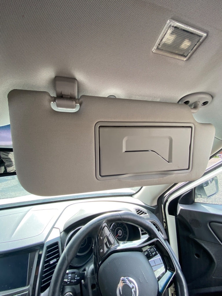 [EPE-103851] Parasol derecho para SsangYong Tivoli 1.6 2018