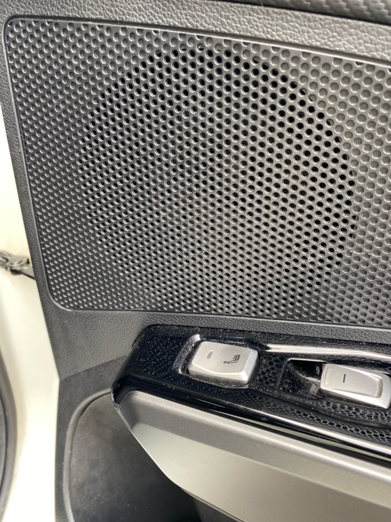 [EPE-103931] Altavoz de puerta trasero derecho SsangYong Tivoli 2018