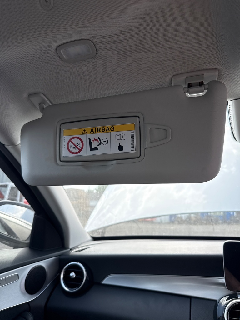 [EPE-104556] Parasol izquierdo Mercedes-Benz C-Class W205 2.0 2018
