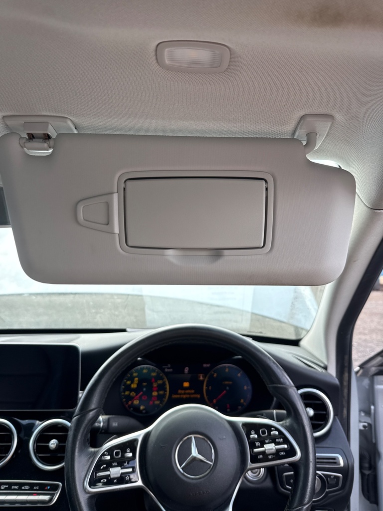 [EPE-104557] Parasol derecho Mercedes-Benz C-Class W205 2018
