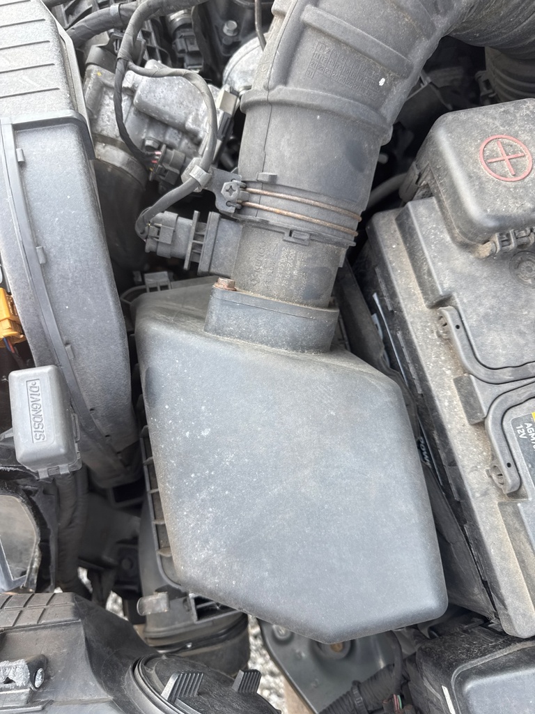 [EPE-105150] Caja de filtro de aire Kia Carens IV 1.7 CRDi D4FD 2017