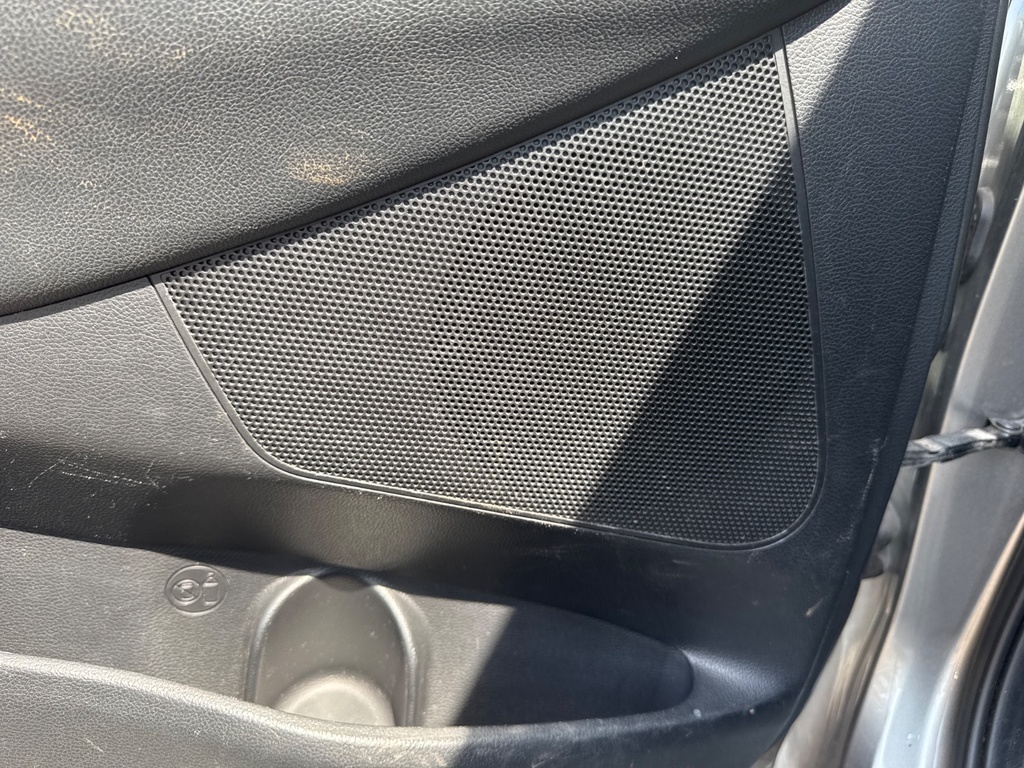 [EPE-105187] Altavoz puerta trasera izquierda Kia Carens IV 2017 TITANIUM SILVER