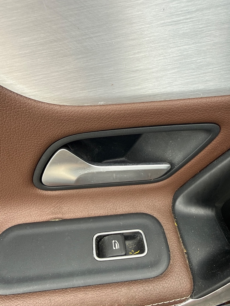 [EPE-105797] Tirador interior puerta delantera izquierda para Mercedes-Benz CLA AMG 45S (2020)