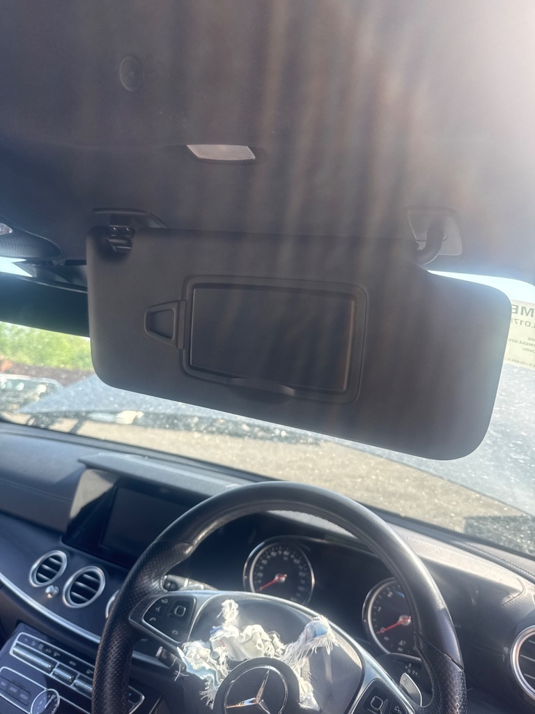[EPE-106345] Parasol derecho para Mercedes-Benz Clase E W213 2.0 CDI (2017)