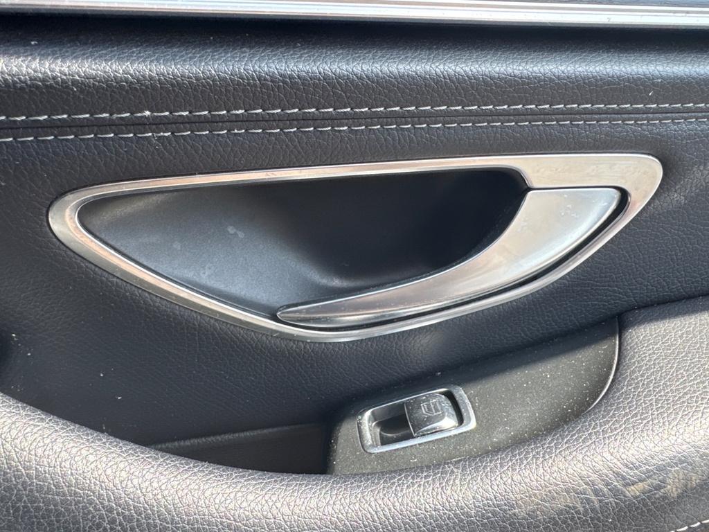 [EPE-106387] Tirador interior puerta trasera derecho Mercedes-Benz E-Class W213 2.0 CDI 2017