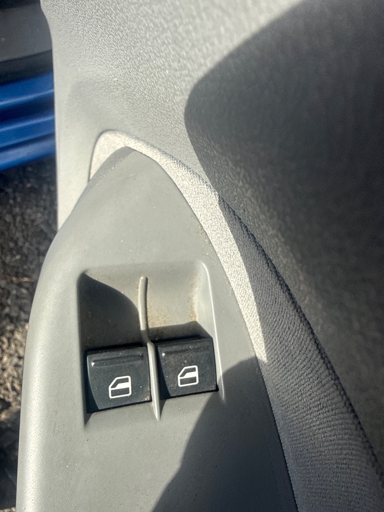 [EPE-106528] Interruptor elevalunas eléctrico delantero derecho para VW Caddy III 2008