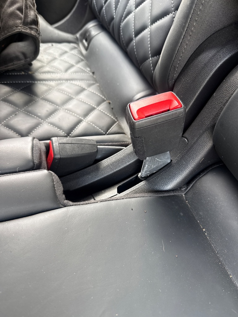 [EPE-107508] Cinturón de seguridad trasero central para Audi Q5 2023 40 TDI MHEV
