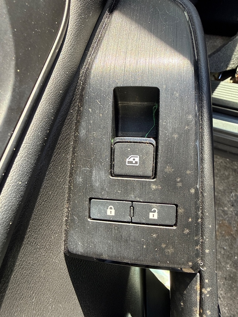 [EPE-107625] Interruptor de elevalunas eléctrico delantero izquierdo para Nissan Qashqai MK3 2022