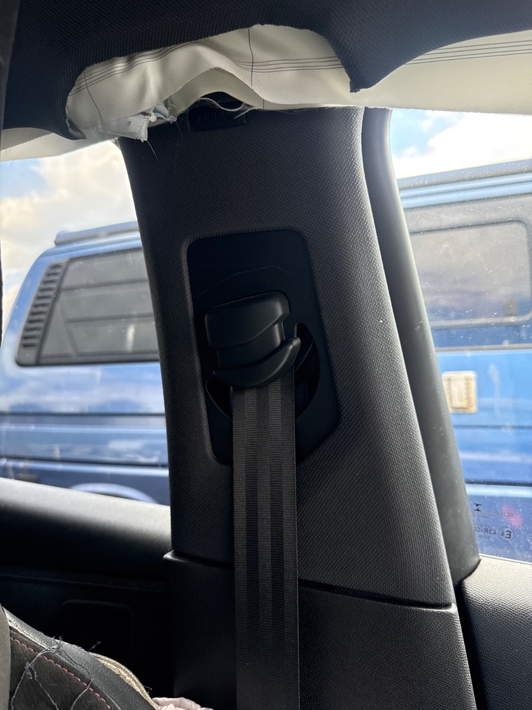 [EPE-107865] Embellecedor Pilar B DS 7 Crossback 2019 1.5 BlueHDI