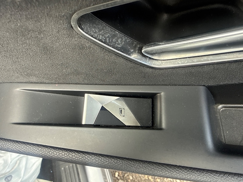 [EPE-107949] Pulsador elevalunas trasero derecho para DS DS 7 Crossback KCA Grey 2019