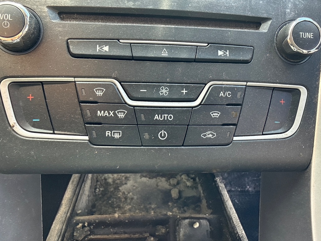 [EPE-108045] Conjunto de control calefacción Ford Mondeo 1.5 Ecoboost 2015