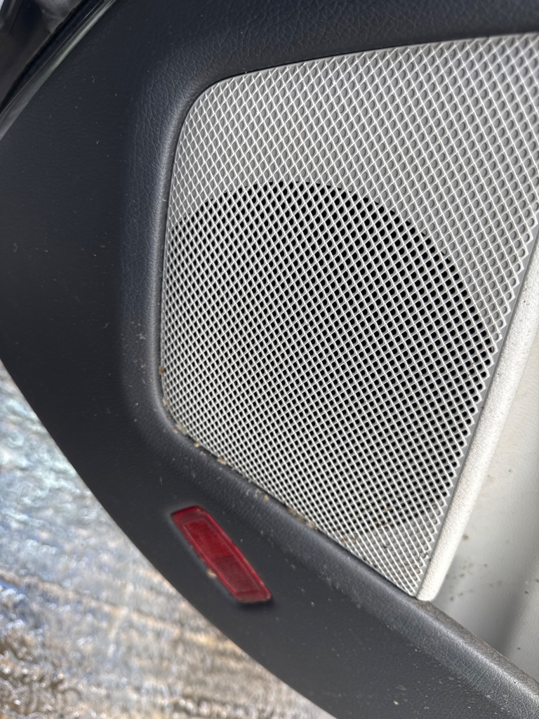 [EPE-108237] Altavoz de puerta trasero derecho Mercedes-Benz CLA Coupe 2016 Grey