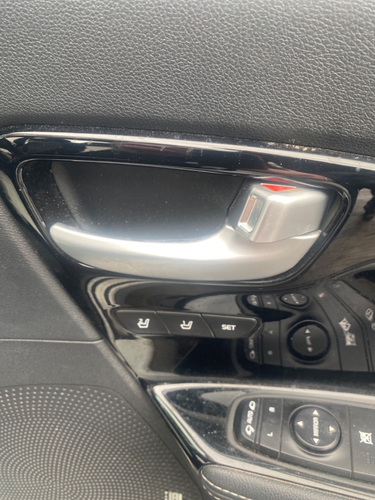 [EPE-108321] Tirador puerta delantero interior derecho para Kia Niro 2018 SNOW WHITE PEARL