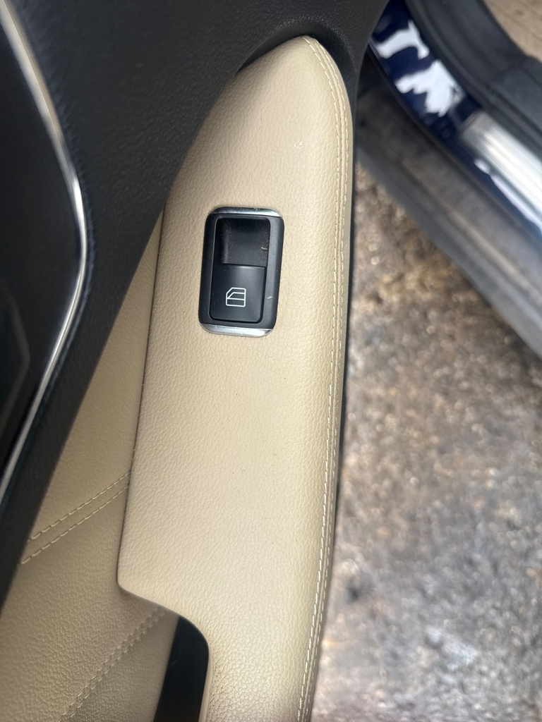 [EPE-108563] Interruptor de elevalunas eléctrico delantero izquierdo para Mercedes-Benz E-Klasse W212 2010