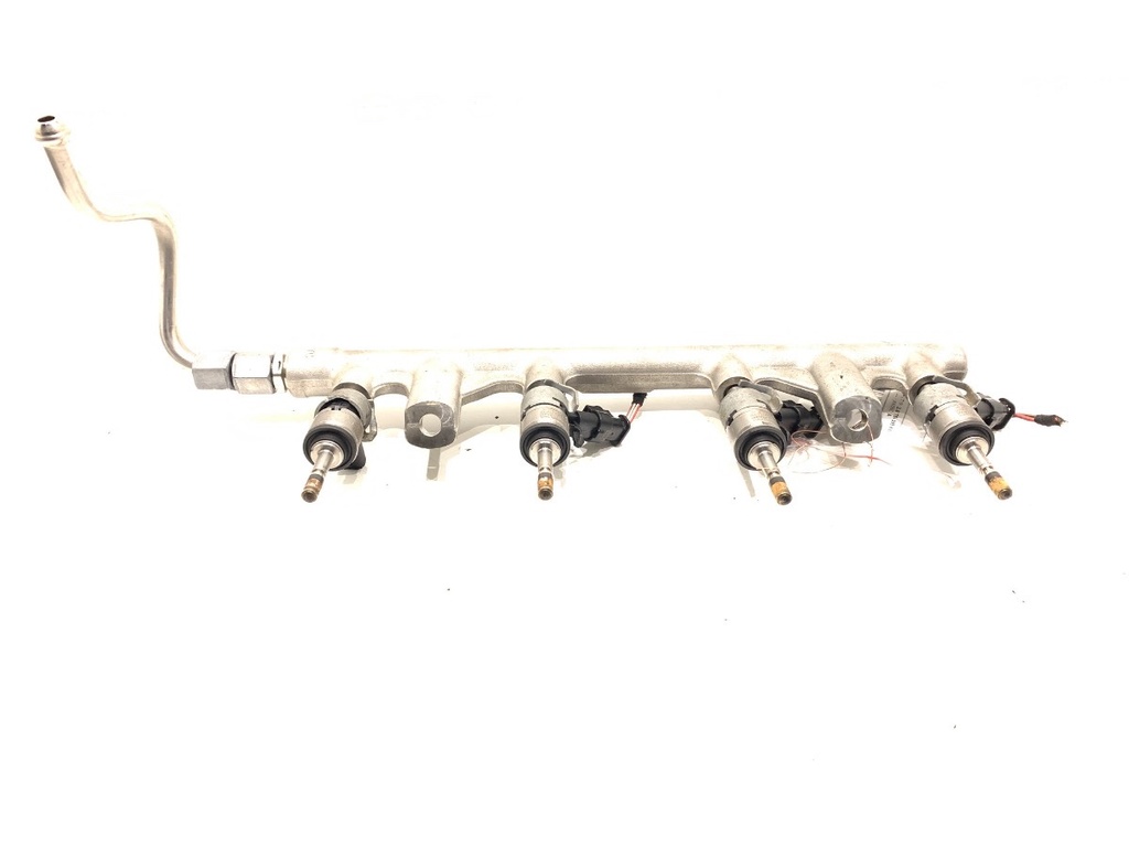 [STARK-716610] Riel de combustible SKODA SUPERB IV 2.0 TSI 195 kW 2023-