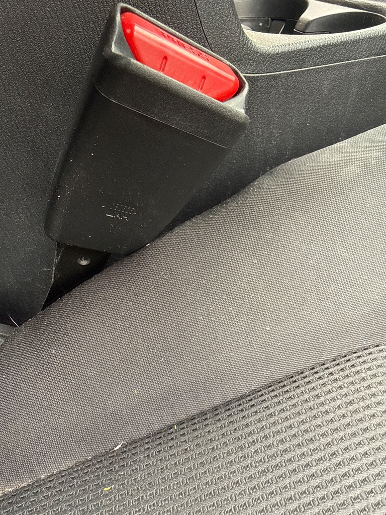 [EPE-109277] Interruptor de cinturón de seguridad delantero derecho para Mazda CX-5 KF 2.2 d 2018