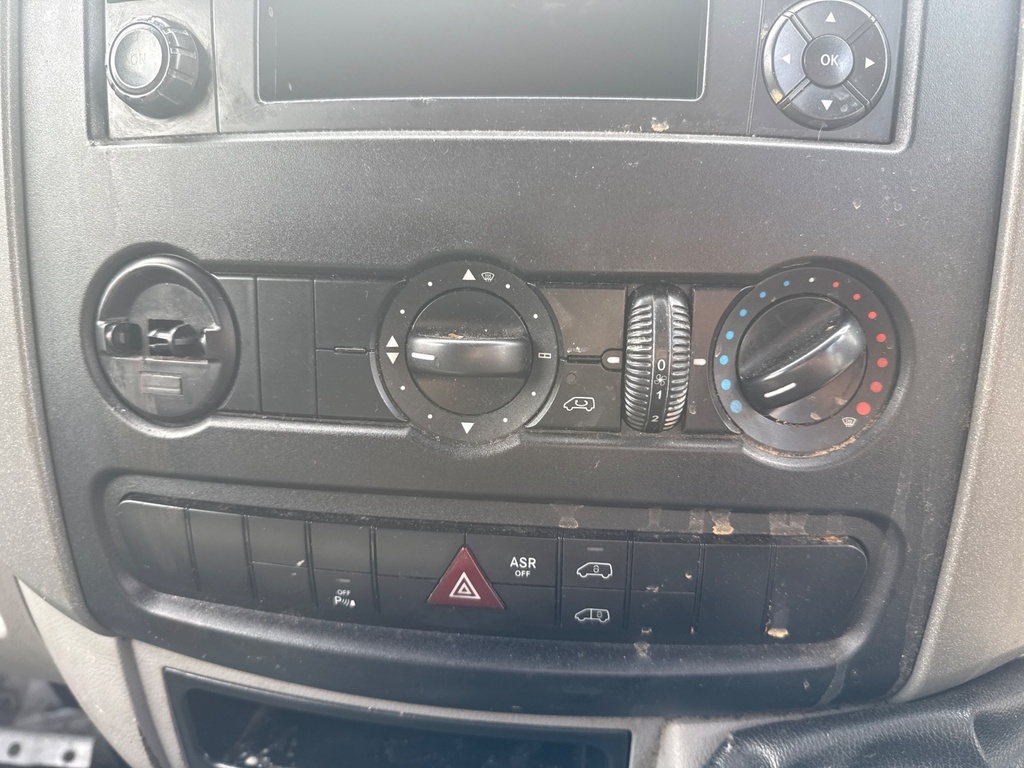 [EPE-109365] Conjunto de control calefacción para Mercedes-Benz Sprinter 2017