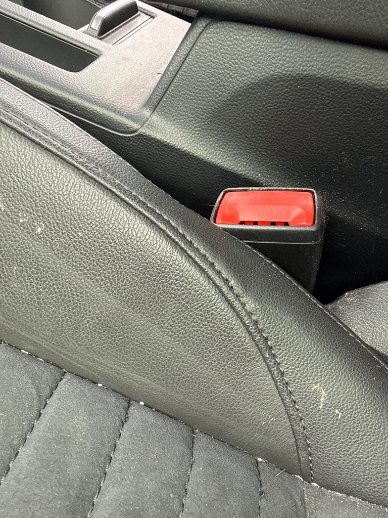 [EPE-109527] Cinturón de seguridad delantero izquierdo VW Passat 2017 2.0 TDI