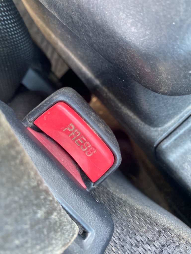 [EPE-109656] Interruptor cinturón seguridad delantero derecho para Suzuki Vitara 2.4 2009