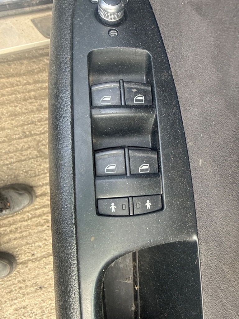 [EPE-109737] Interruptor elevalunas eléctrico delantero derecho para Audi Q7 4LB 2011 CJGA