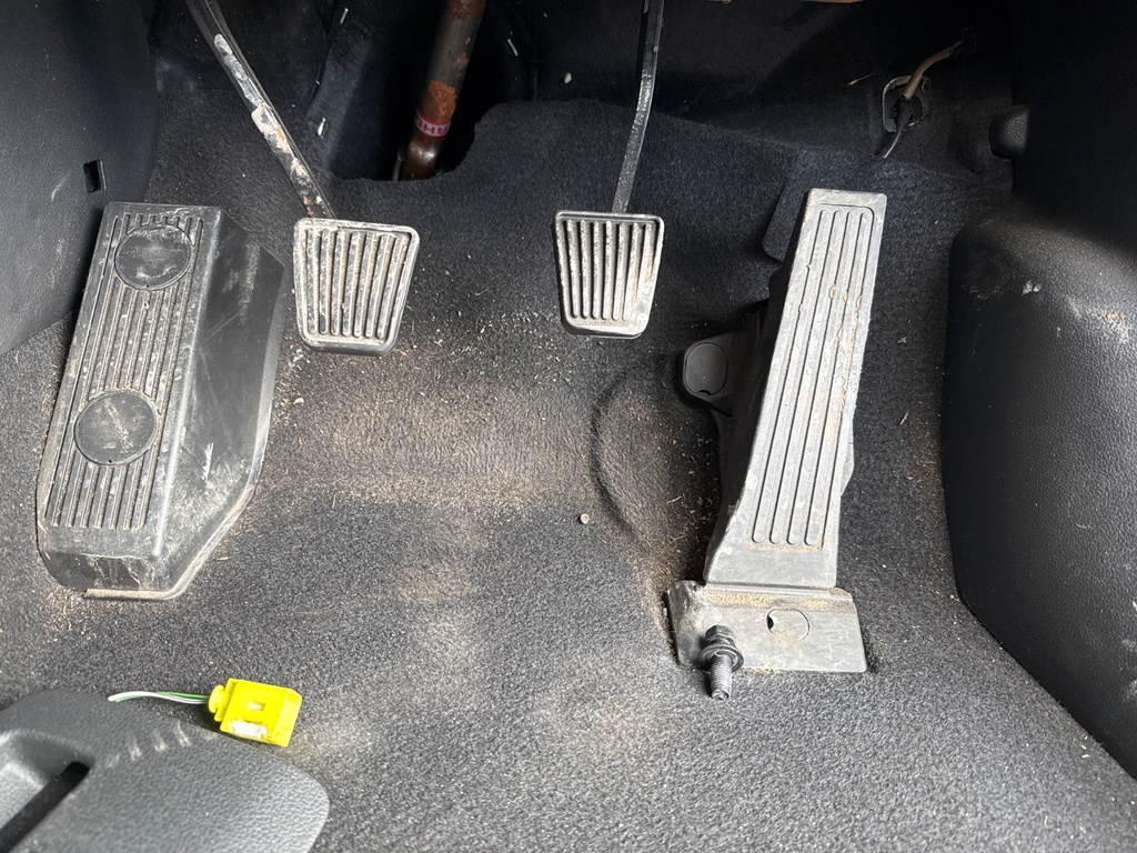 [EPE-109845] Conjunto de pedales Hyundai Tucson 1.7 CRDi 2015