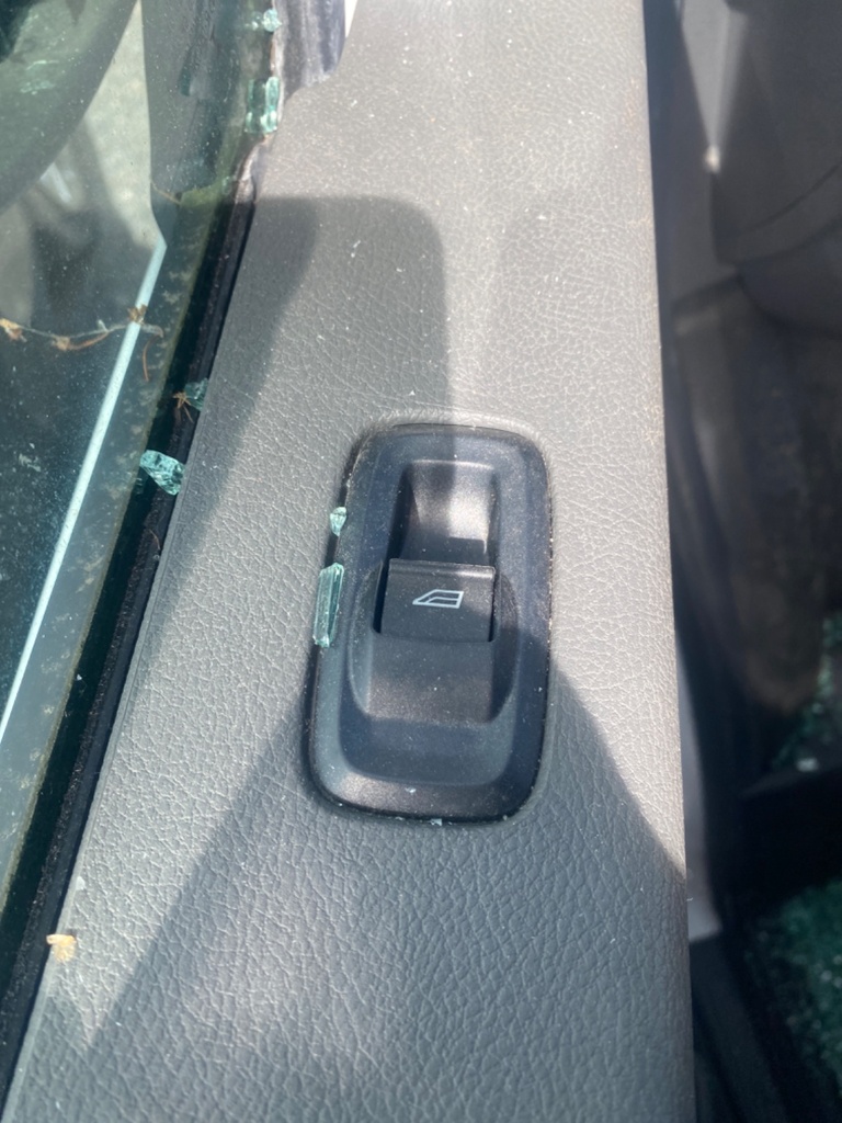 [EPE-110451] Interruptor de elevalunas eléctrico delantero izquierdo 2019 Ford Transit