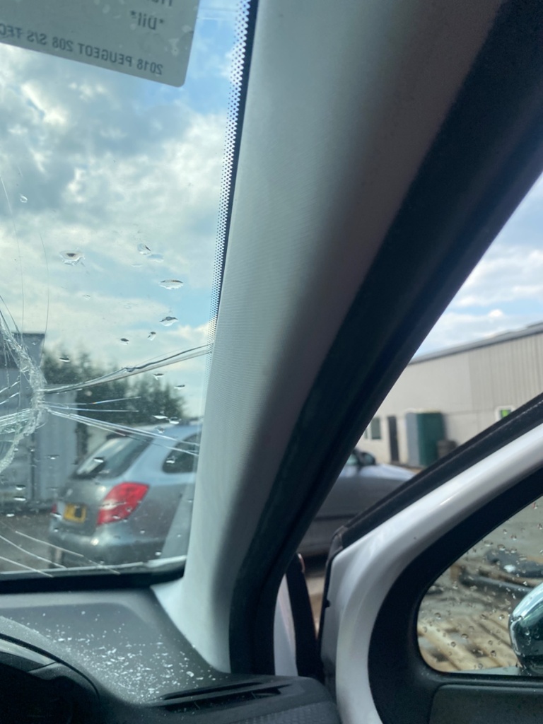 [EPE-110516] Pilar A Peugeot 208 1.2 PureTech 2018