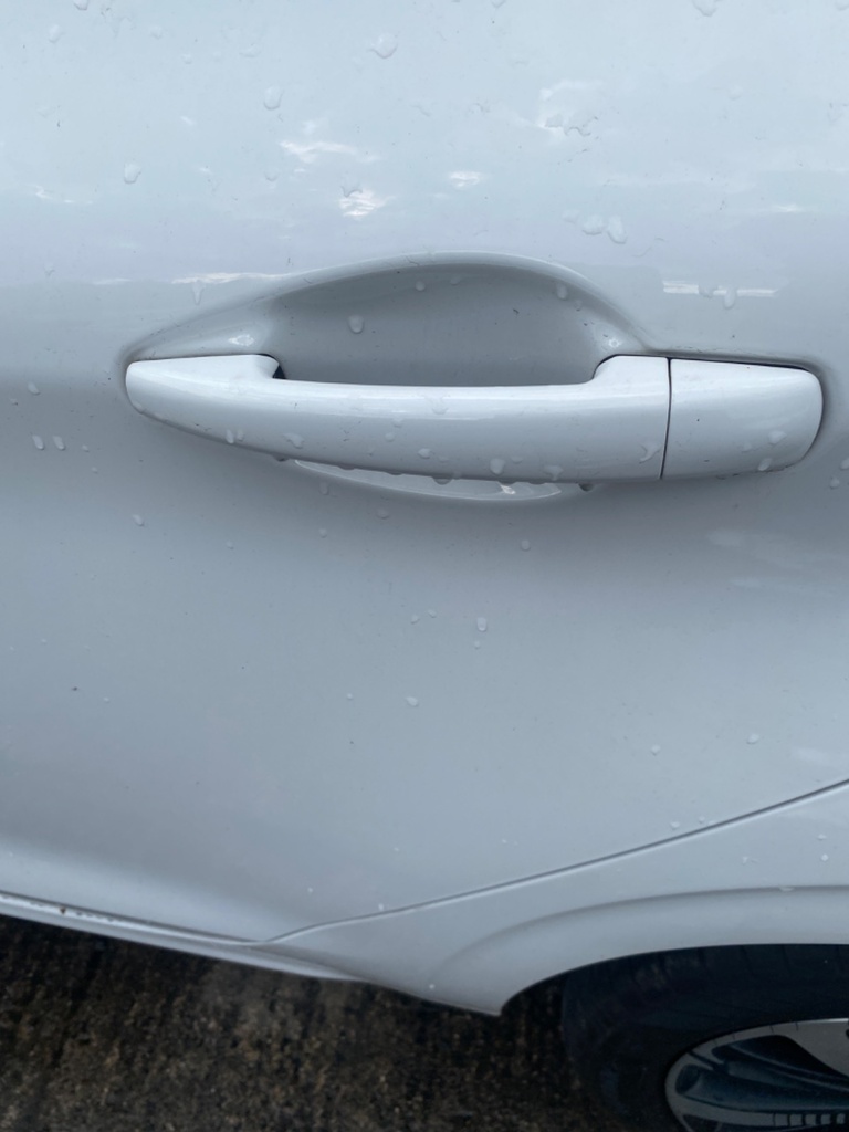 [EPE-110553] Tirador puerta trasera exterior izquierdo Peugeot 208 2018