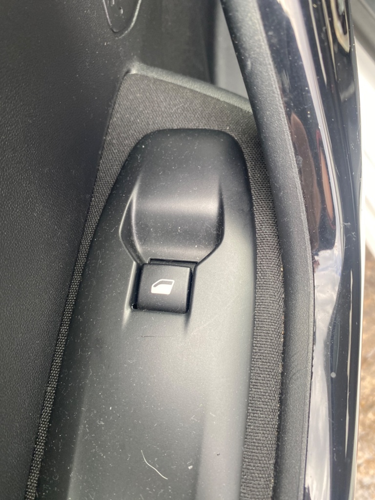 [EPE-110569] Interruptor de elevalunas eléctrico delantero izquierdo para Peugeot 208 2018
