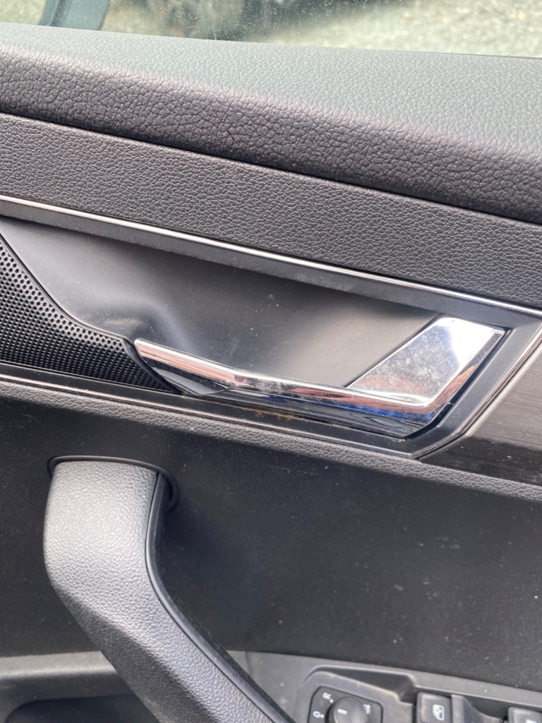 [EPE-110641] Tirador puerta delantera interior derecho 2021 Skoda Karoq F5W Blue