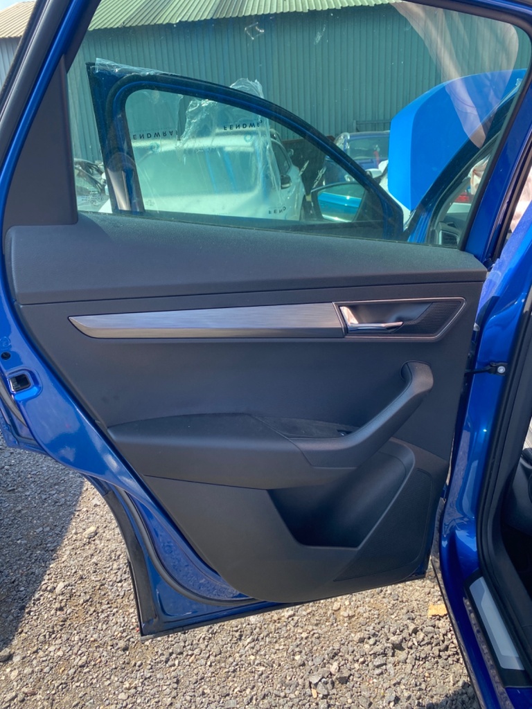 [EPE-110700] Arnés cableado puerta trasera izquierda Skoda Karoq 2021