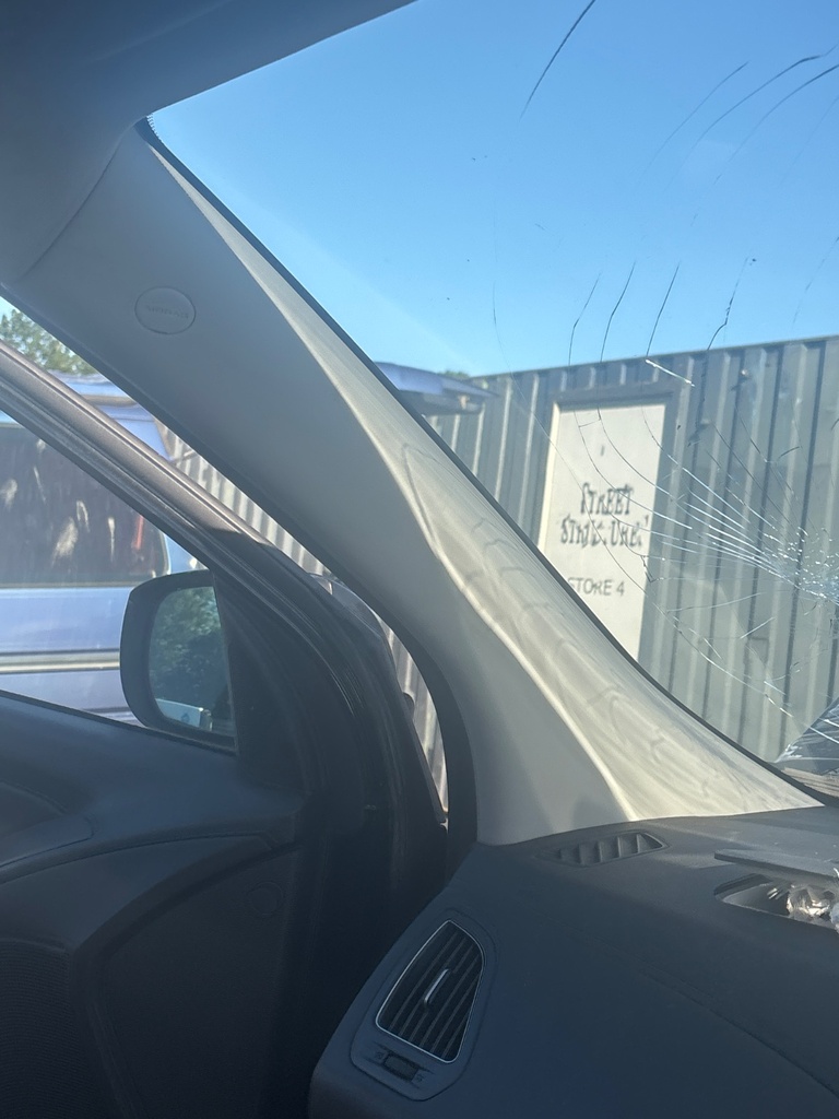 [EPE-110782] Pilar A Hyundai IX35 1.6