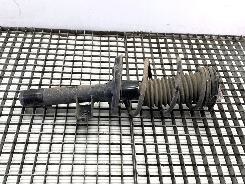 [STARK-841344] Amortiguador delantero derecho NISSAN QASHQAI III (J12) 1.3 DIG-T 103 kW 2021-2022