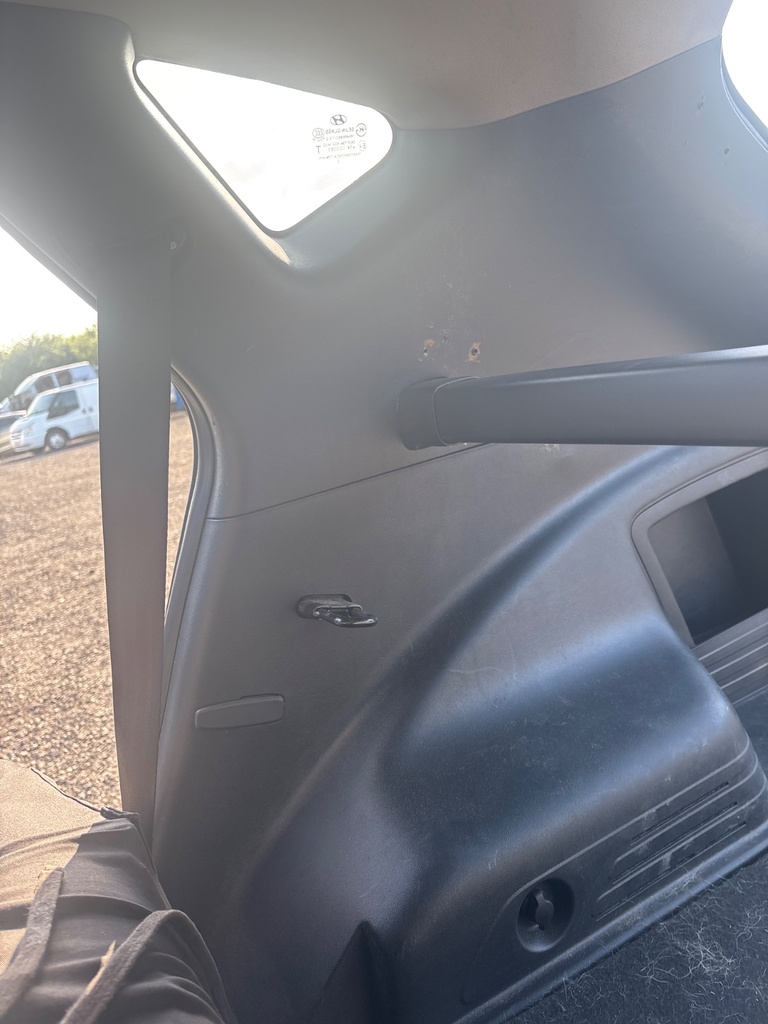 [EPE-110867] Pilar C Hyundai IX35 1.6 2012