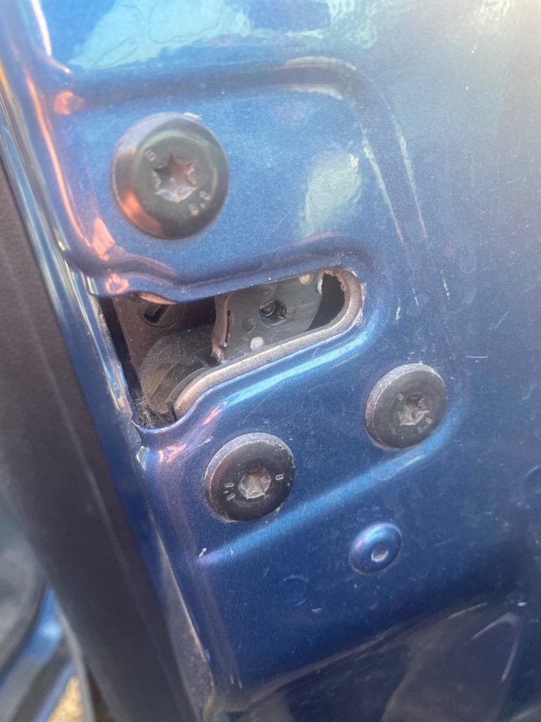 [EPE-110891] Solenoide de cierre centralizado puerta delantera derecha Renault Trafic 2020