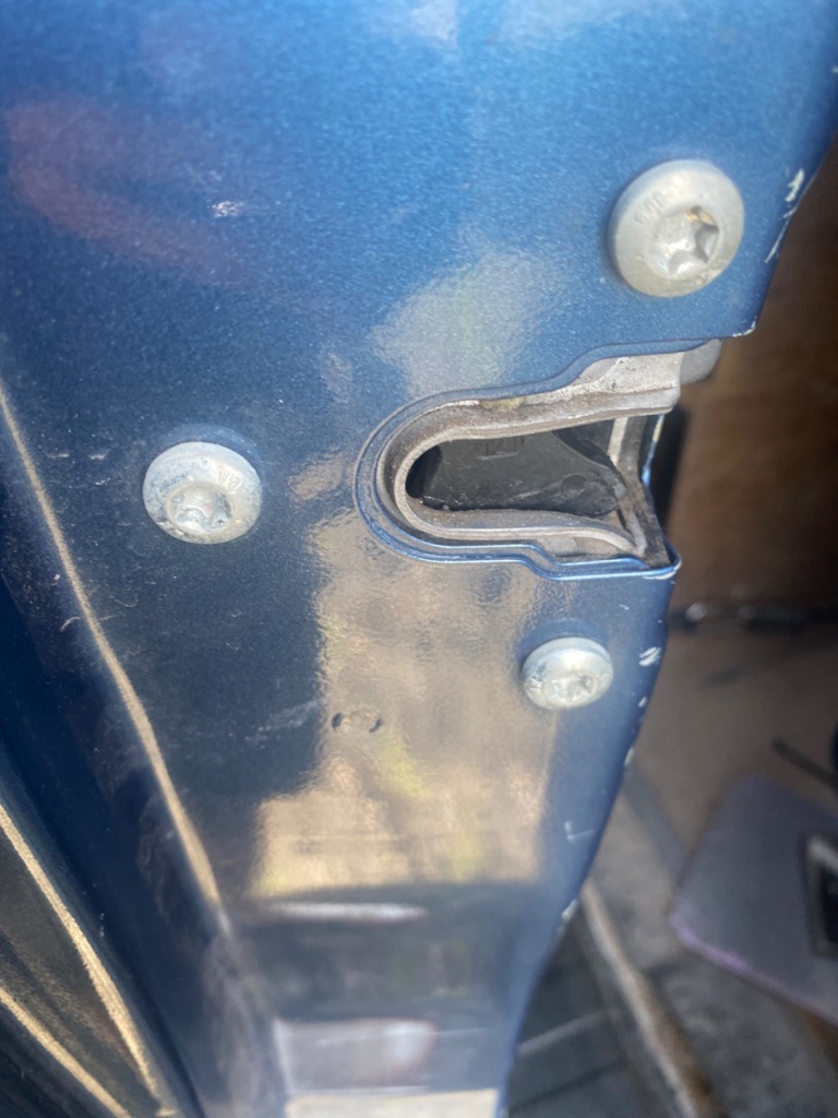 [EPE-110935] Solenoide de cerradura puerta trasera izquierda para Renault Trafic 2020