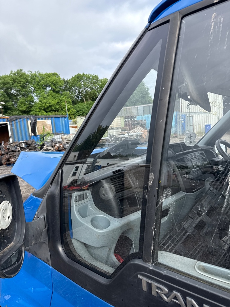 [EPE-111174] Cristal de puerta ventanilla fija delantera izquierda Ford Transit 2007